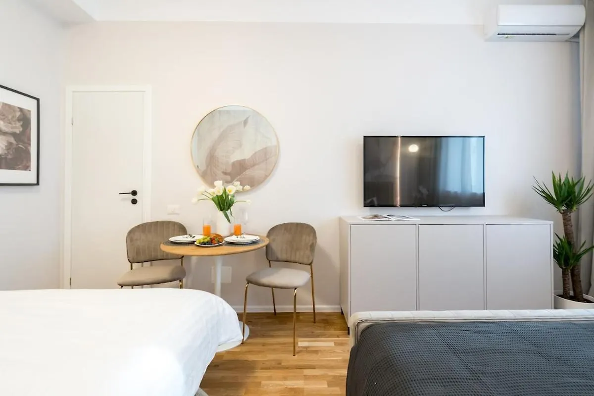 Apartament Aesthetic Cosy - Central Alba Studio Bucureşti România