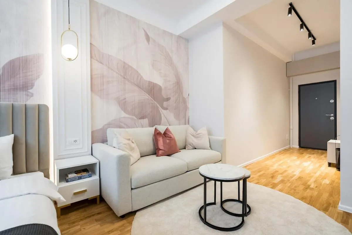 Aesthetic Cosy - Central Alba Studio Bucureşti România