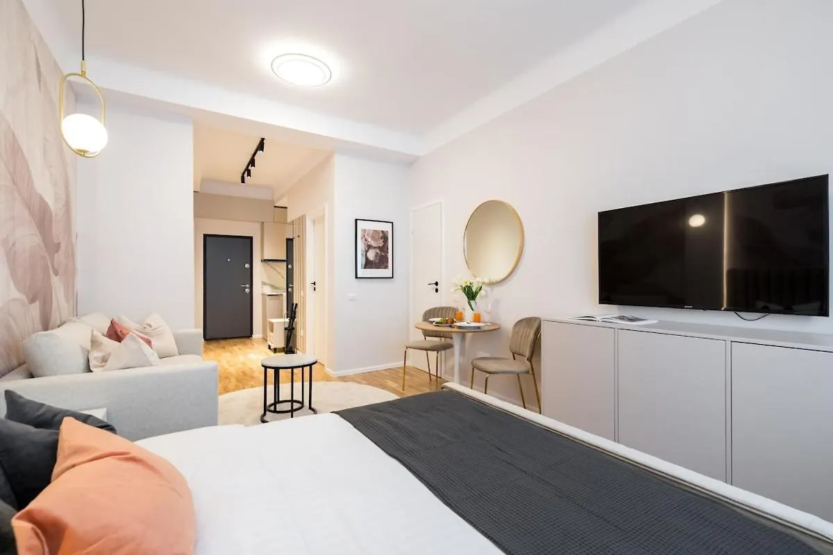 Aesthetic Cosy - Central Alba Studio Bucureşti