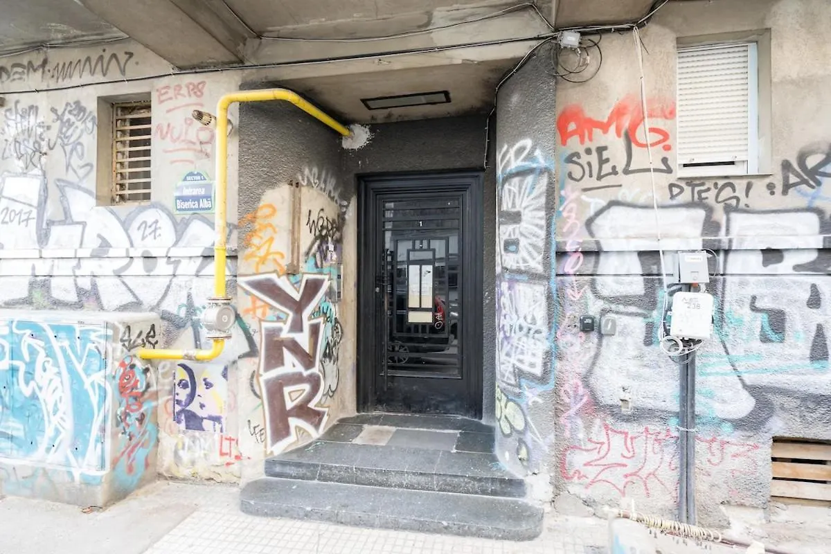 Aesthetic Cosy - Central Alba Studio Bucureşti România