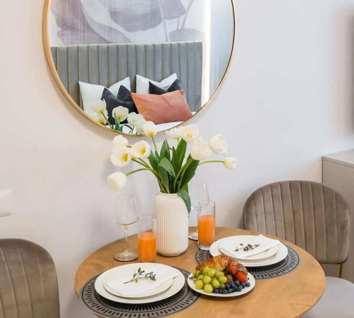 Aesthetic Cosy - Central Alba Studio Bucharest Apartment